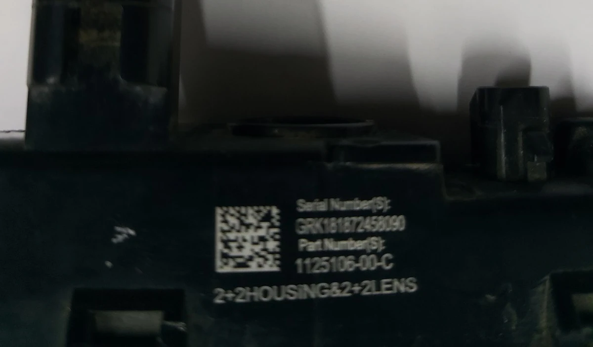 6 Повторювач повороту лівий (камера) АП2,5 із пошкодженням Tesla model S REST, Tesla model X 1125106-00-E