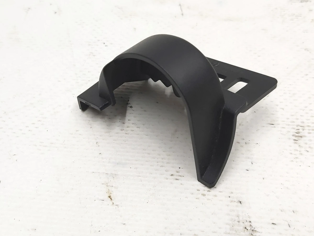 4 Заглушка накладки дверного отвору заднього лівого стійка B Tesla model X 1144090-00-A