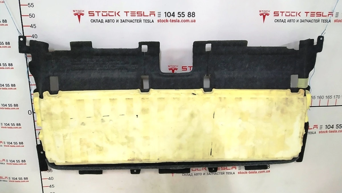 3 Interior carpeting rear Tesla model 3 1127289-00-E