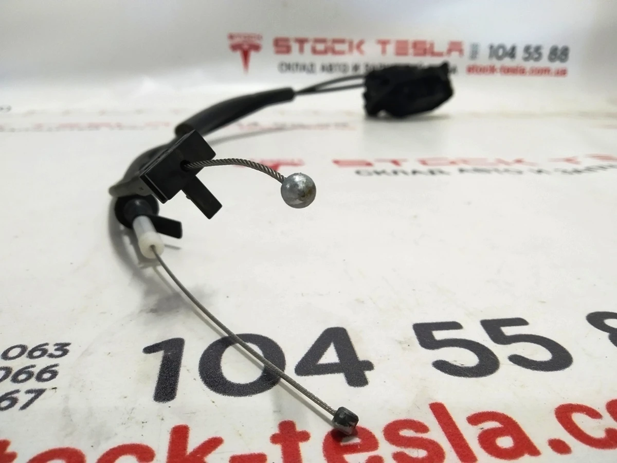3 Замок дверей задньої лівої Tesla model X 1033838-00-K