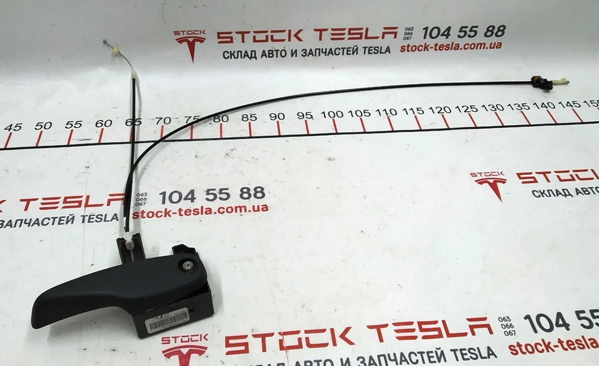 2 Механізм ручного розблокування механізму переміщення подвійного лівого сидіння 2-го ряду в зборі Tesla model X 3123713-03-A