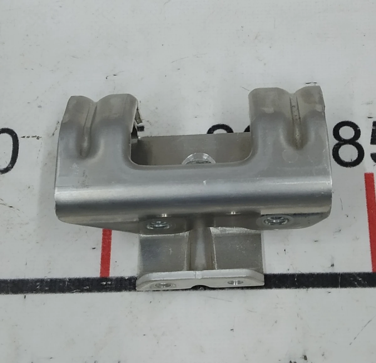 18 Кронштейн крепления конвертера DCDC REV00 Tesla Model S REST 1128171-00-B