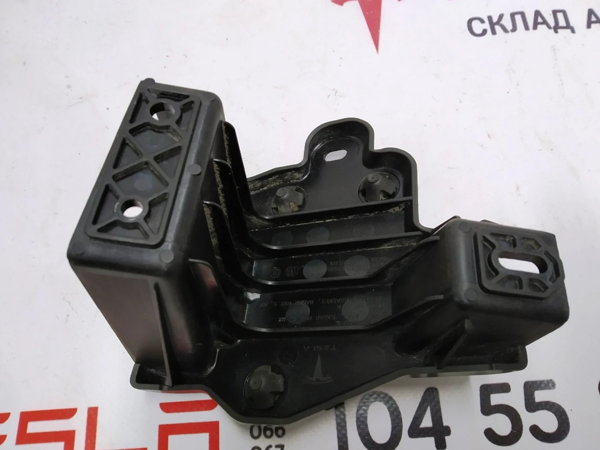7 Кронштейн радара автопілота АП2.5 Tesla model X 1128429-00-D