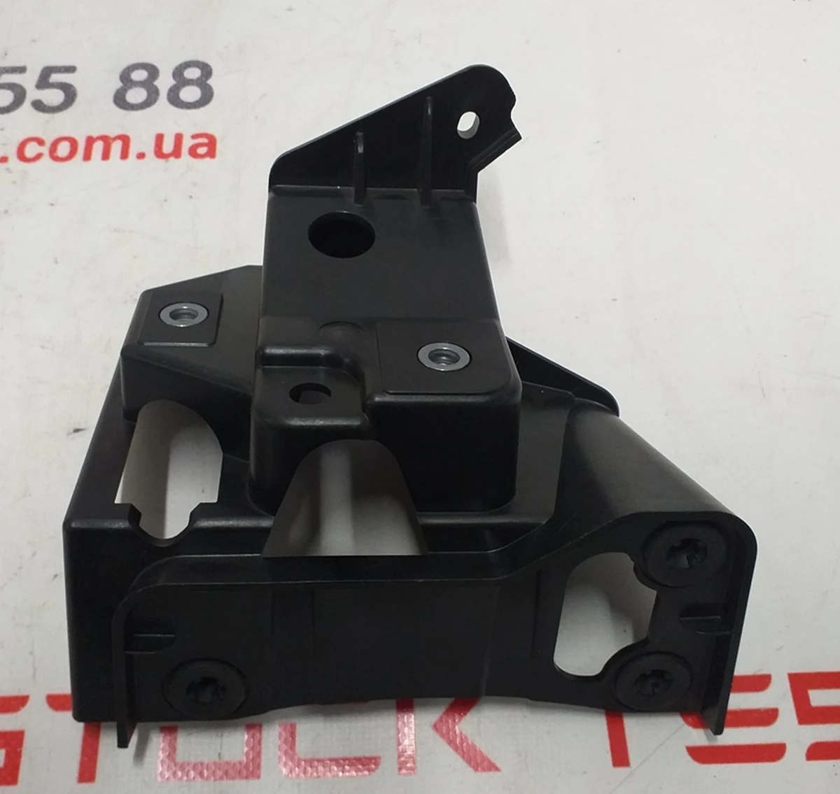 18 Кронштейн кріплення радара NEW Tesla model S REST 1135178-00-A