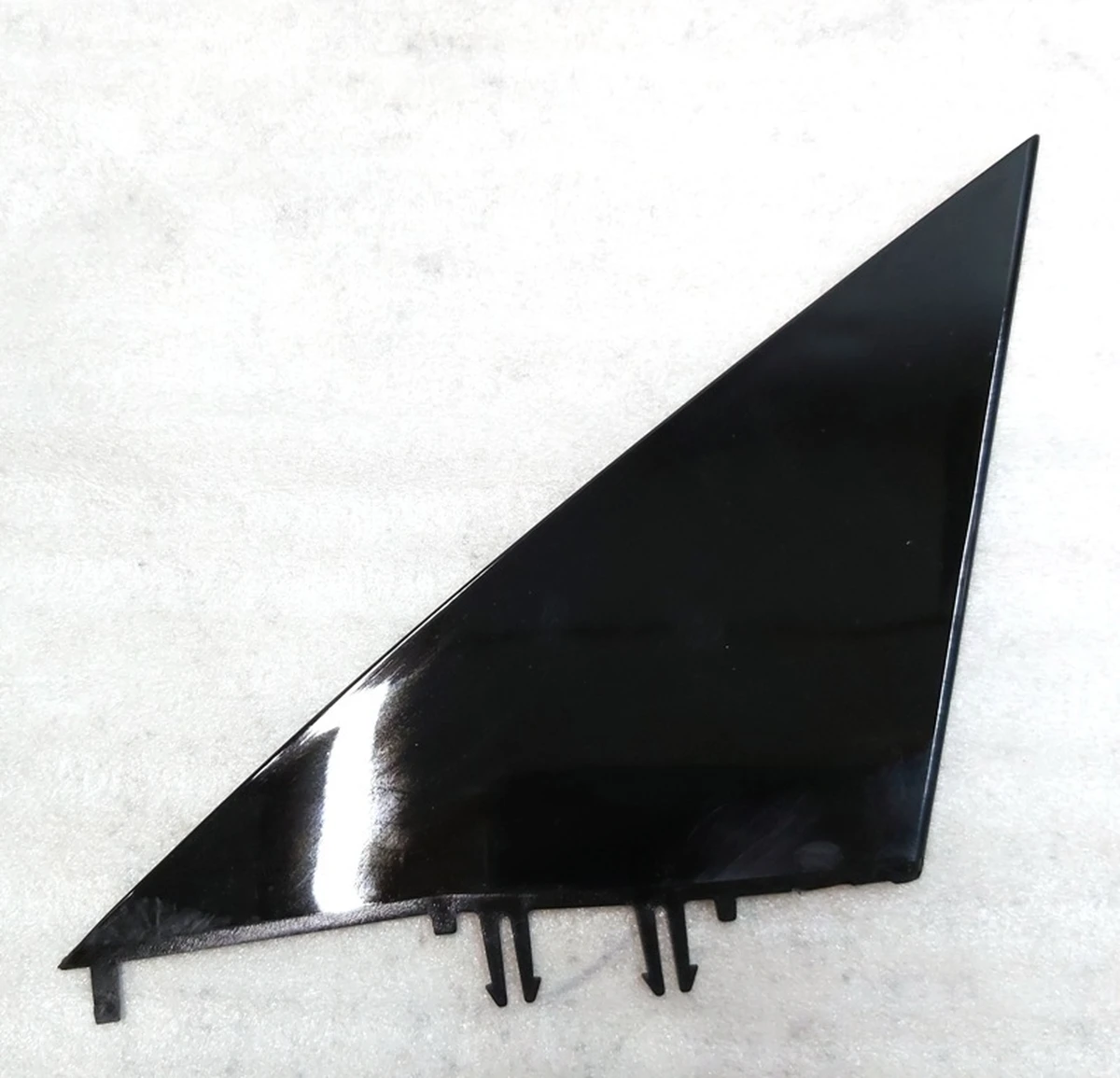 8 Заглушка дзеркала лівого 2287.3013 (трикутник) Tesla Model 3, Model 3 Jan 2024 1130655-00-D