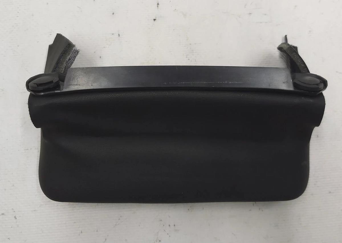 4 Накладка декоративна рульової колонки Tesla model 3 1130976-00-H