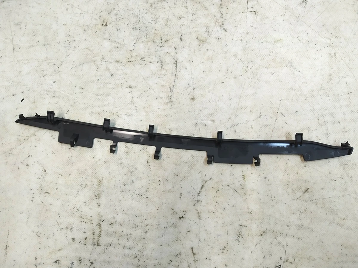 25 INSTRUMENT PANEL - DEFROST COVER - RIGHT HAND Tesla Model 3, Model Y 1130985-00-C