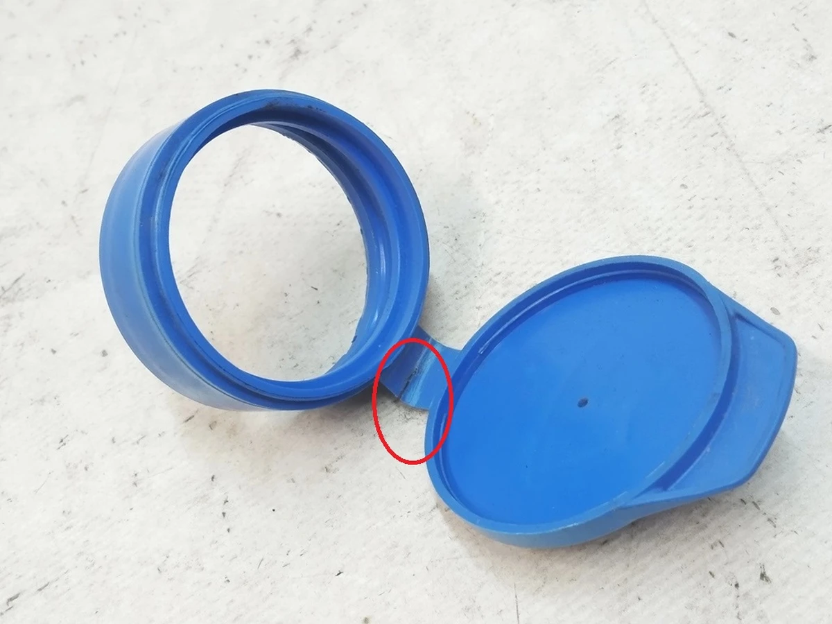 7 Крышка патрубка бачка стеклоомывателя Tesla Model S, Model S REST, Model S Feb 2021, Model X, Model X Mar 2021, Model 3, Model 3 Jan 1131028-00-A