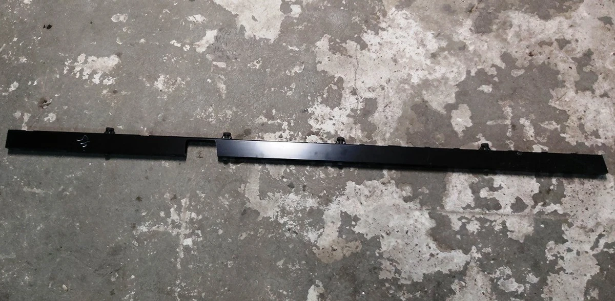 Spacer of the central body of the main battery assembly Tesla model 3 1104428-00