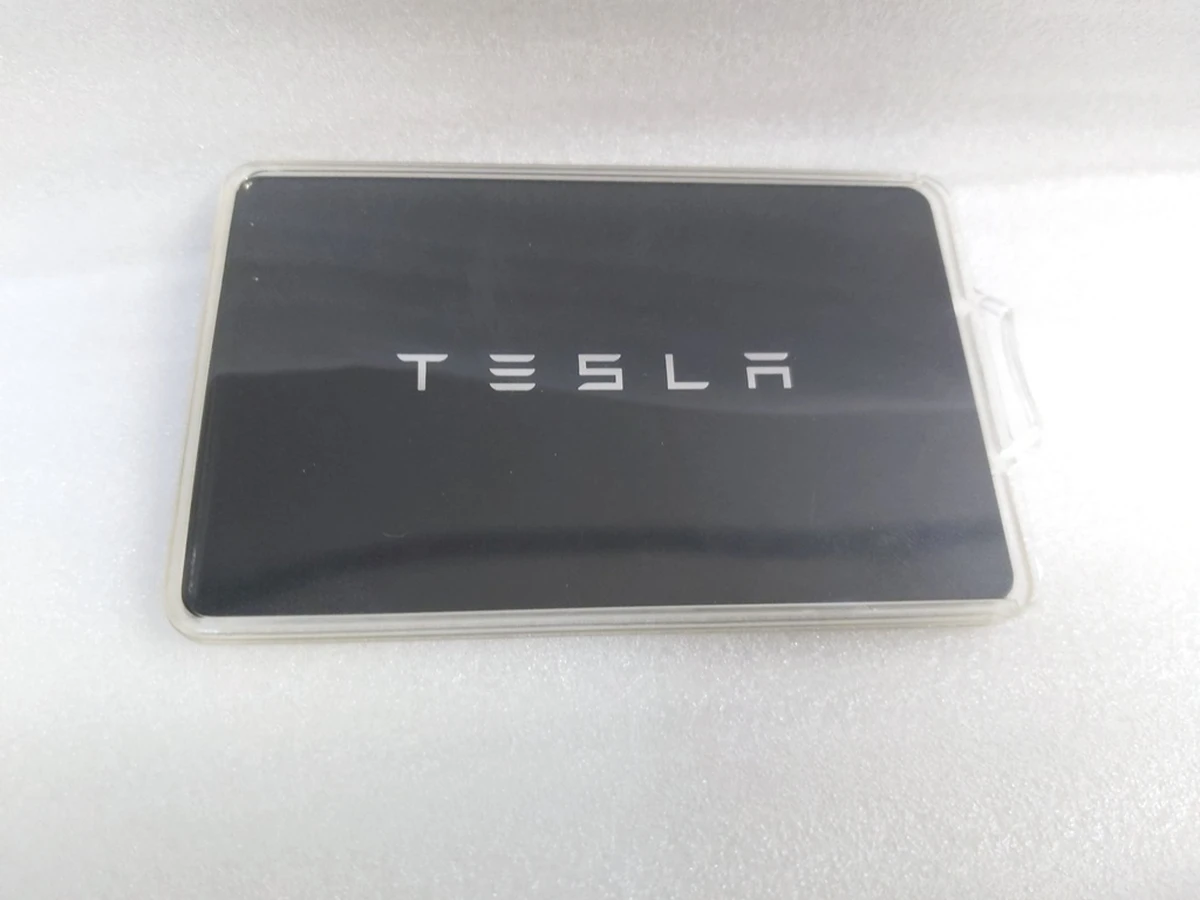 1 Чехол ключа открытия автомобиля (карточки NFC) CLEAR Tesla Model S Feb 2021, Model S June 2025, Model X Mar 2021, Model X June 2025,Model 3, Model 3 J