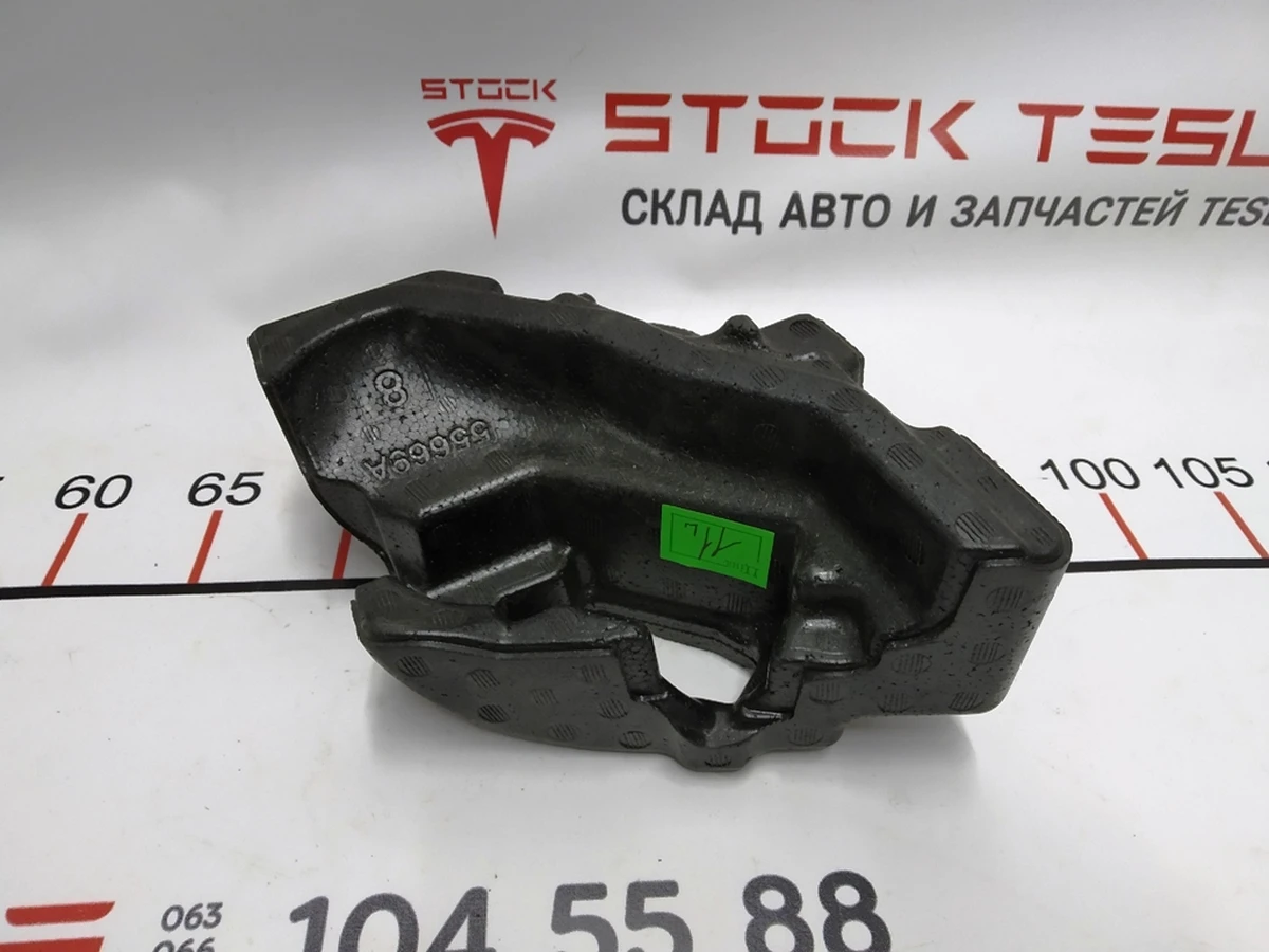 8 Упор направляючої сидіння другого ряду права (піна) Tesla model 3, model 3 Jan 2024 1133023-00-D