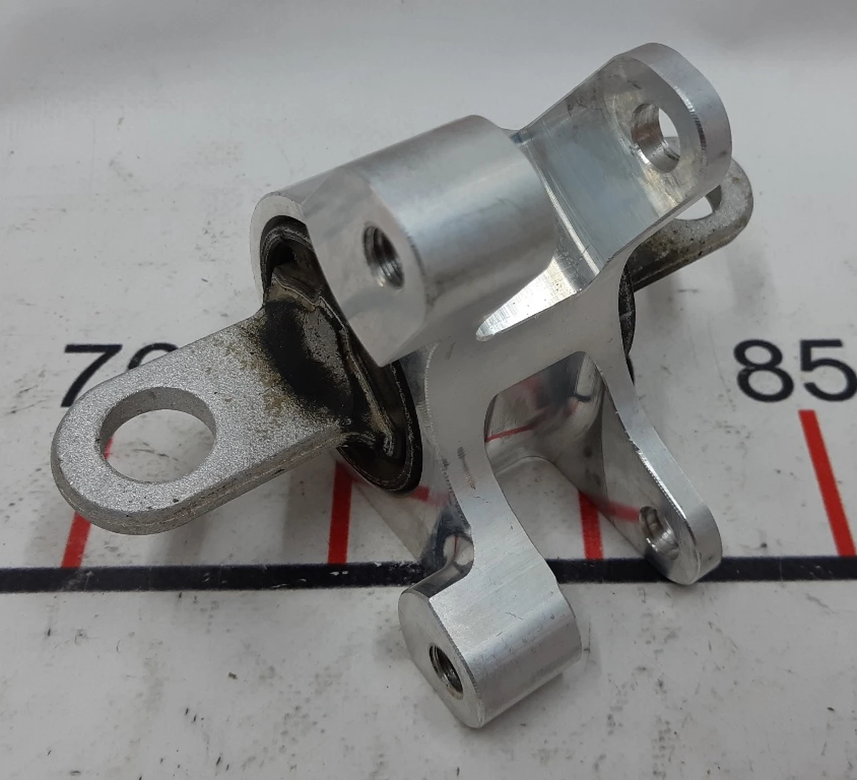 2 Кронштейн кріплення двигуна переднього подушка лівий вилка AWD Tesla model X, S REST 1134682-00-C