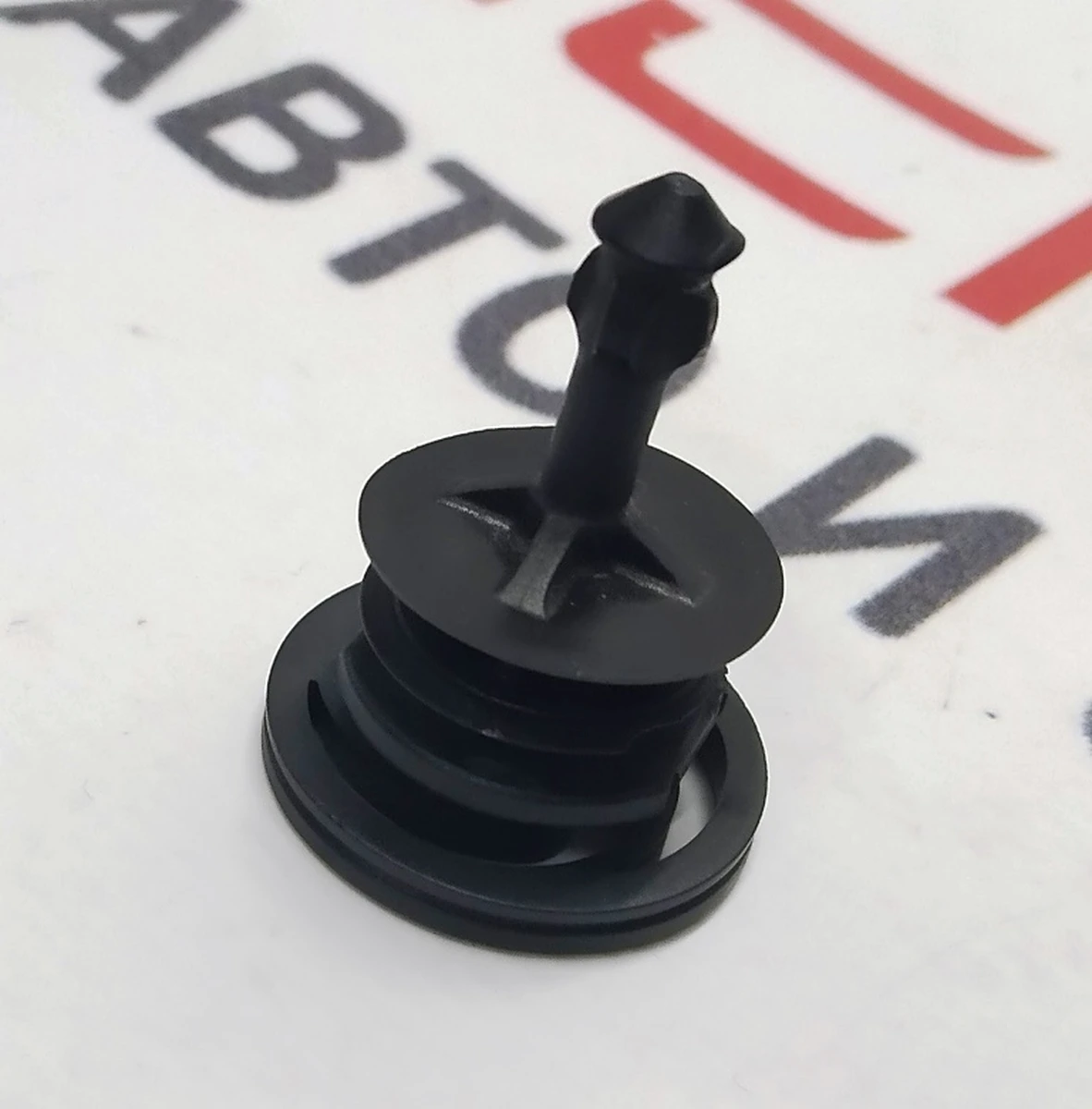 7 Кліпса карти дверей 8.20,1.1-1.3, POM SEAL Tesla model 3, model Y 1135147-SO-B