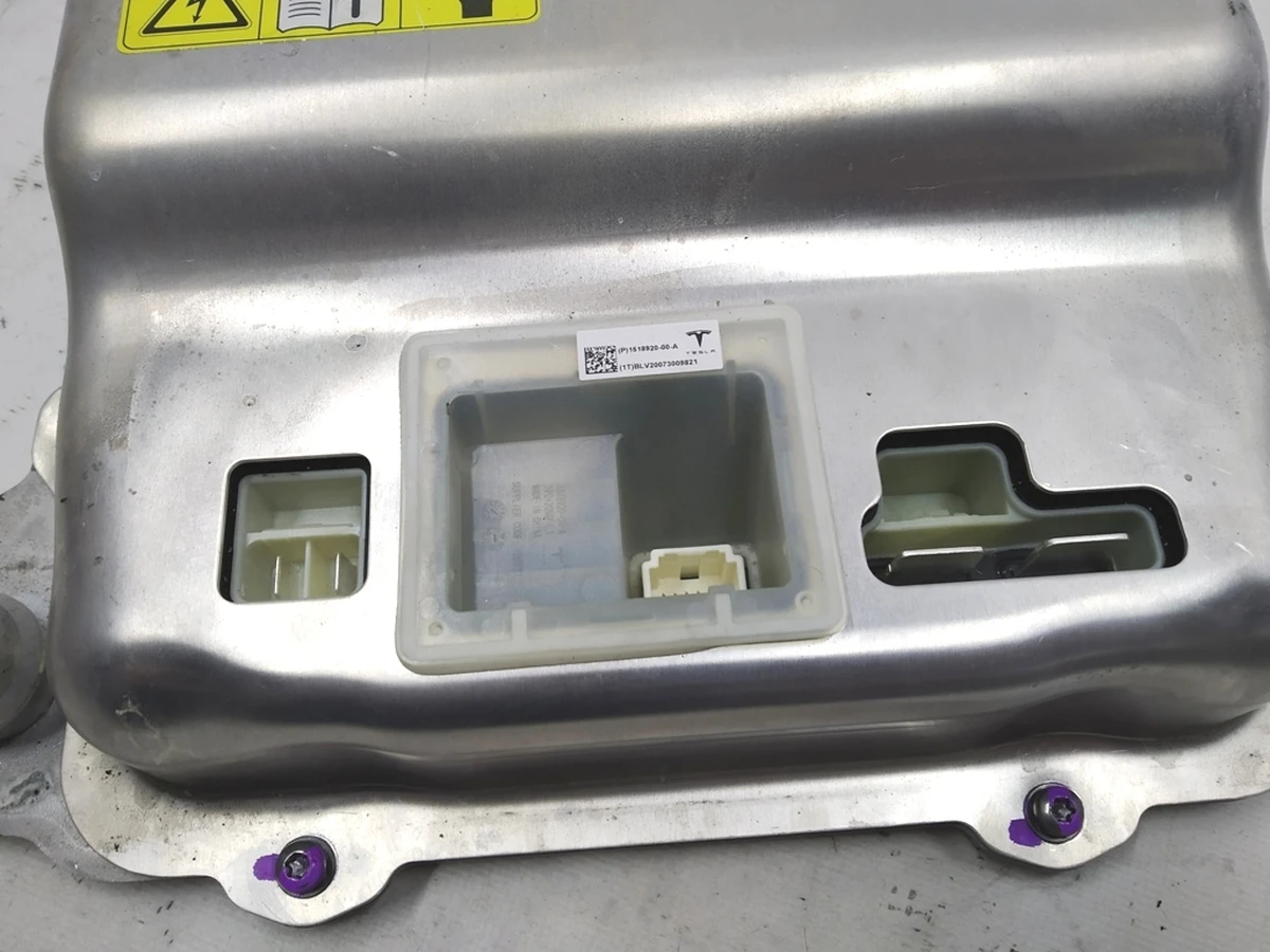 26 Перетворювач енергії (конвертер) PCS, 32A, 1PH, CD Tesla model 3 1135558-01-D