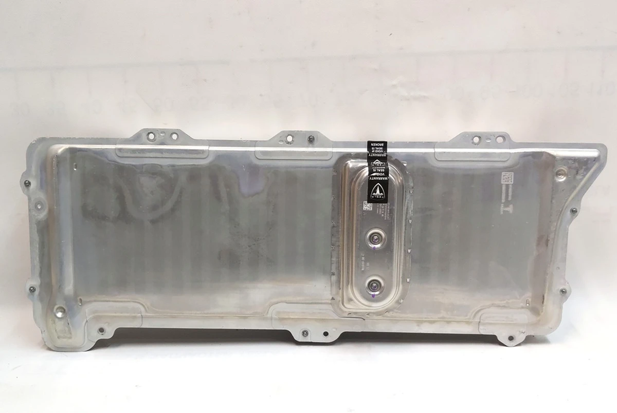 Преобразователь энергии (конвертер) PCS, 32A, 1PH Tesla model 3 1135558-01-D