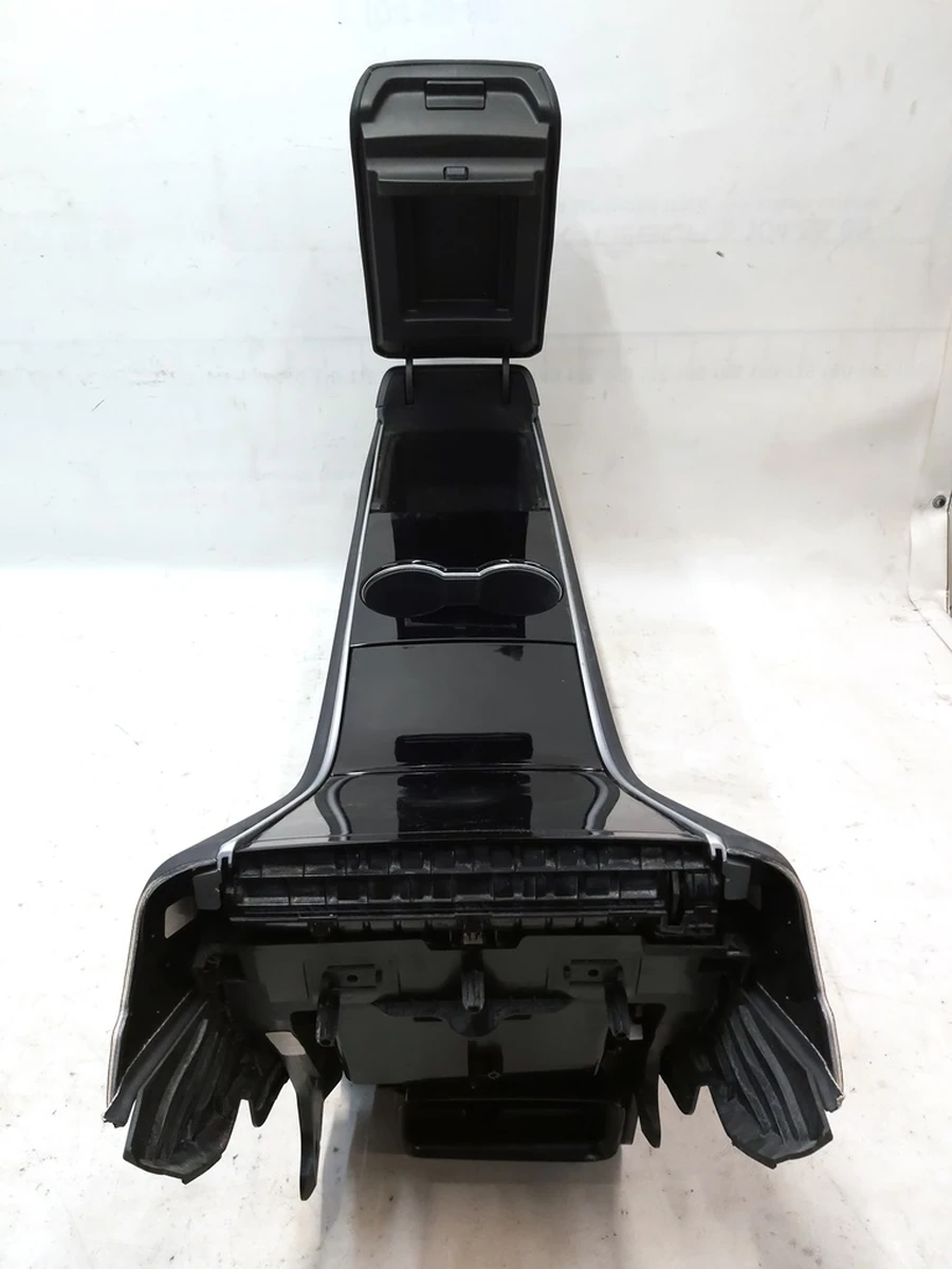 1 Центральна консоль PREMIUM підлокітник Black підсклянник Plastic Black без килимків та електроніки Tesla model 3, model Y 1087900-00-E