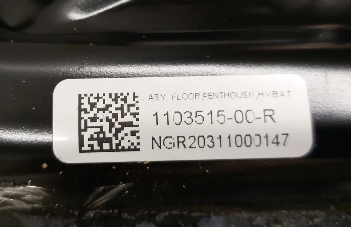 1 Основание пентхауса (кастрюли) корпуса основной батареи Tesla model 3 model Y 1138002-00-G