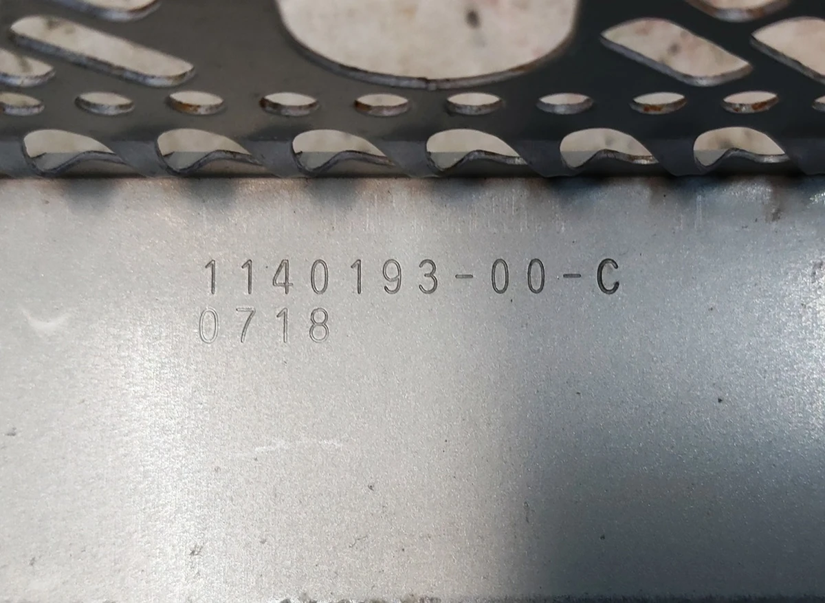 Корпус металевий MCU (основного монітора) Tesla model S REST, model X 1451809-00-A