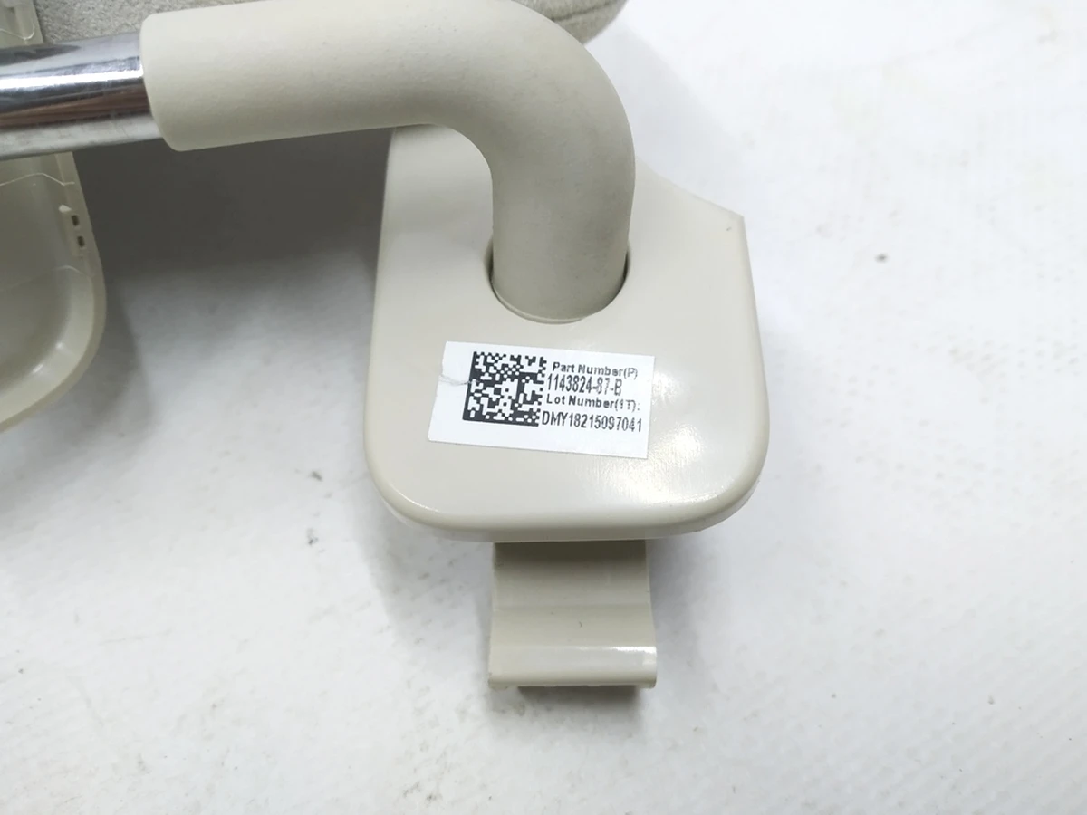 8 Козырек солнцезащитный левый ALC CRM NA с повреждением Tesla model S REST 1143824-87-B