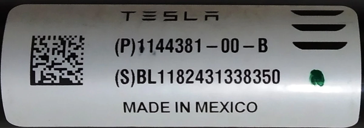 1 Стабилизатор передний 29 мм RWD в сборе с кронштейнами крепления (скобами) Tesla model 3 1144381-00-B