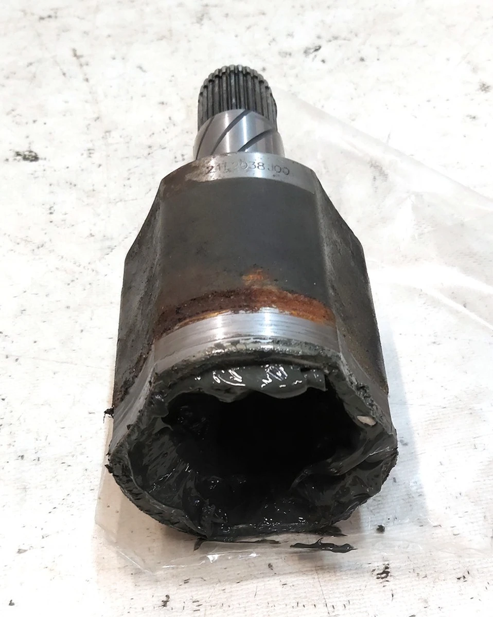 Шрус внутрішній приводного валу (граната) порожній Tesla Model Y 1188119-00-B