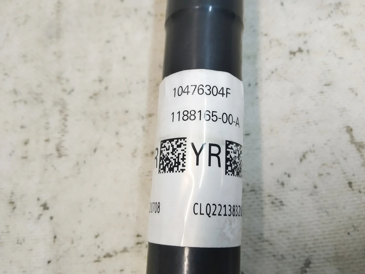 1 HALFSHAFT ASSEMBLY - RR - 28MM X 580MM SHAFT Tesla model Y 1188165-00-A