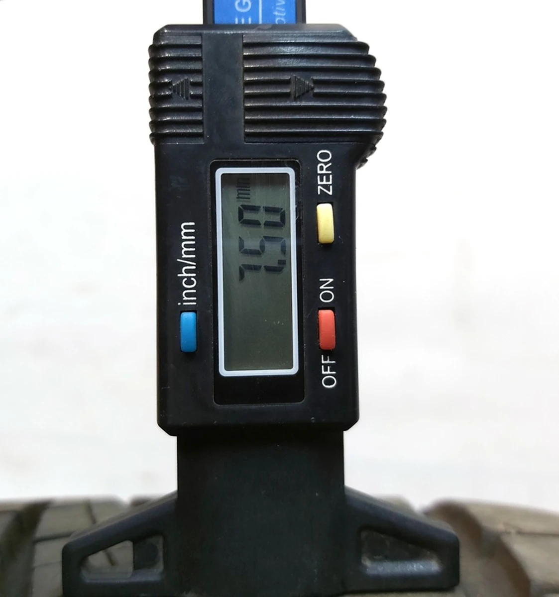 Шина 255/45 ZR19 104W XL 19AS CONTINENTAL EXTREME 7.50 mm data 31/21 Tesla model Y 1188211-00-B