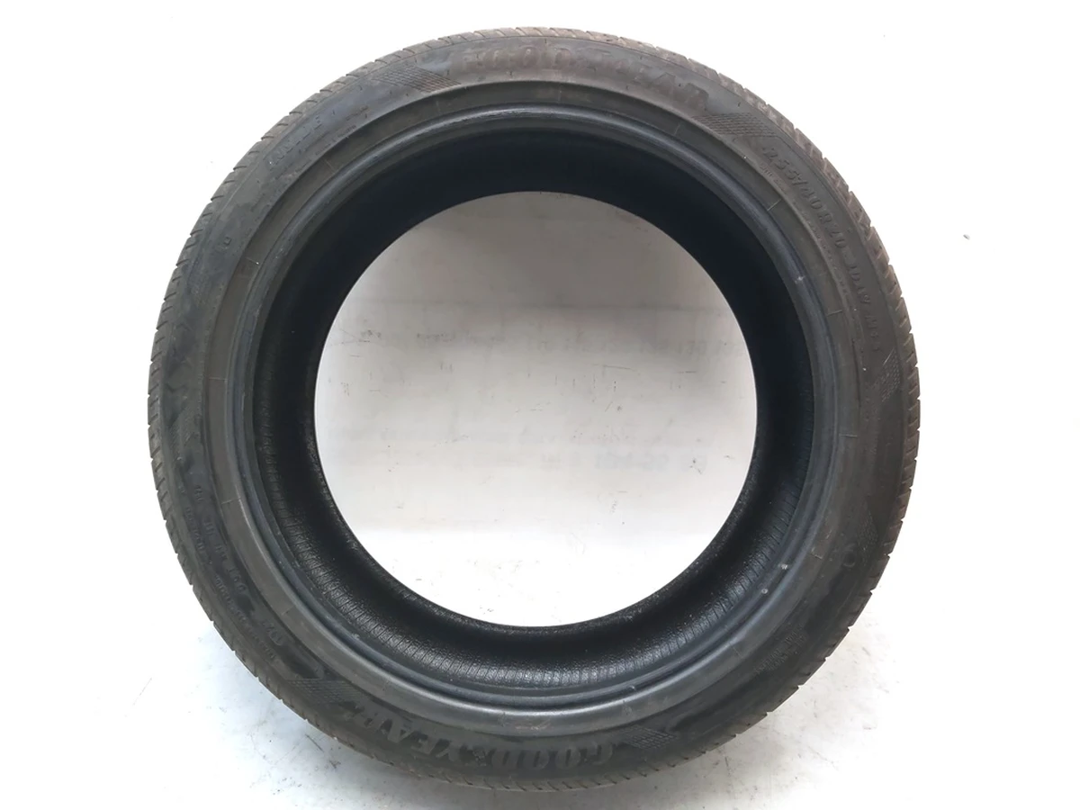 Tire 255/40R20 101W XL GOODYEAR ALL SEASON data08/20 (5,11mm) model Y 1188255-00-A