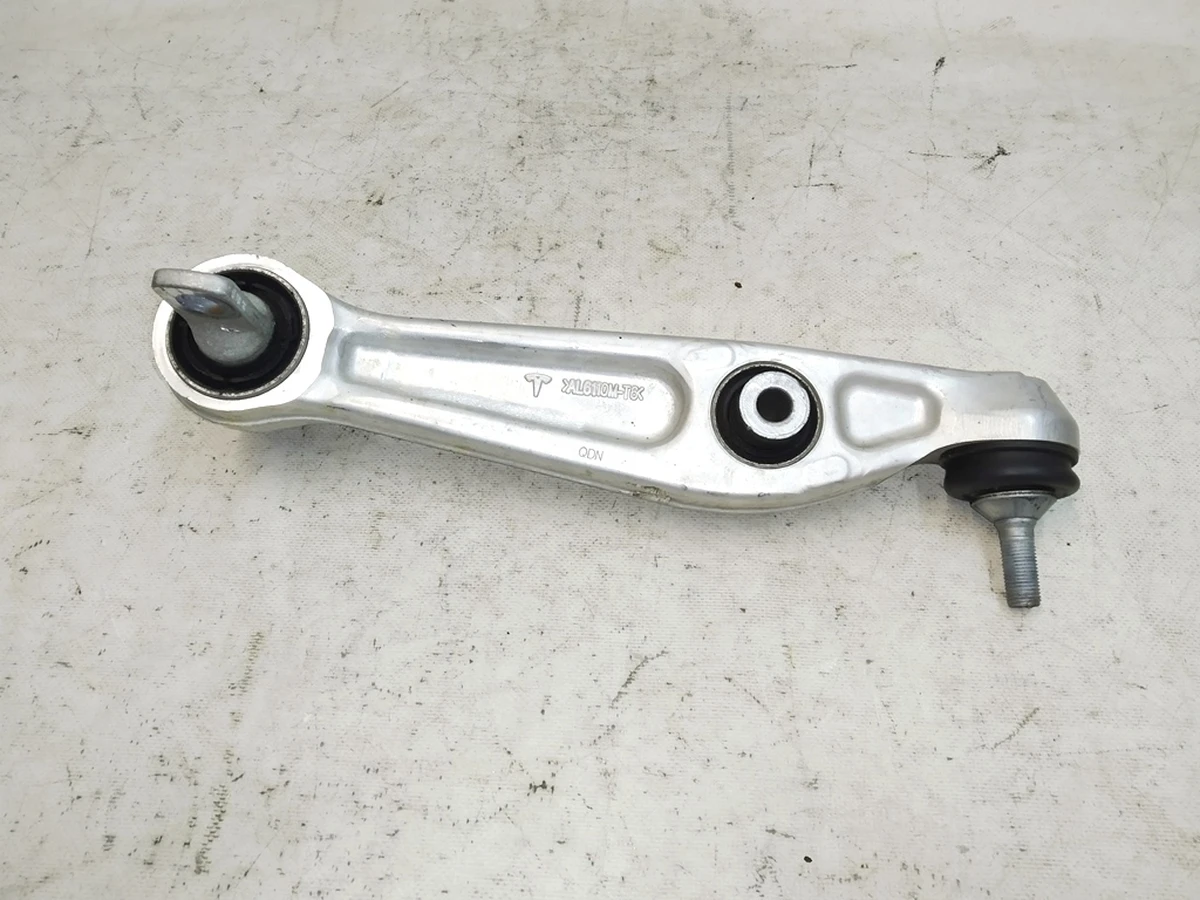 2 Важіль передній нижній поперечний лівий правий Tesla Model Y 1188341-00-C