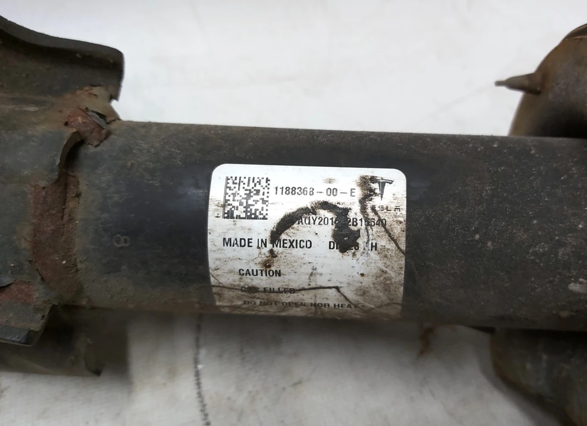 1 Модуль пружинний передній правий DM E3 AWD у зборі з пошкодженням Tesla Model Y 1188368-00-F