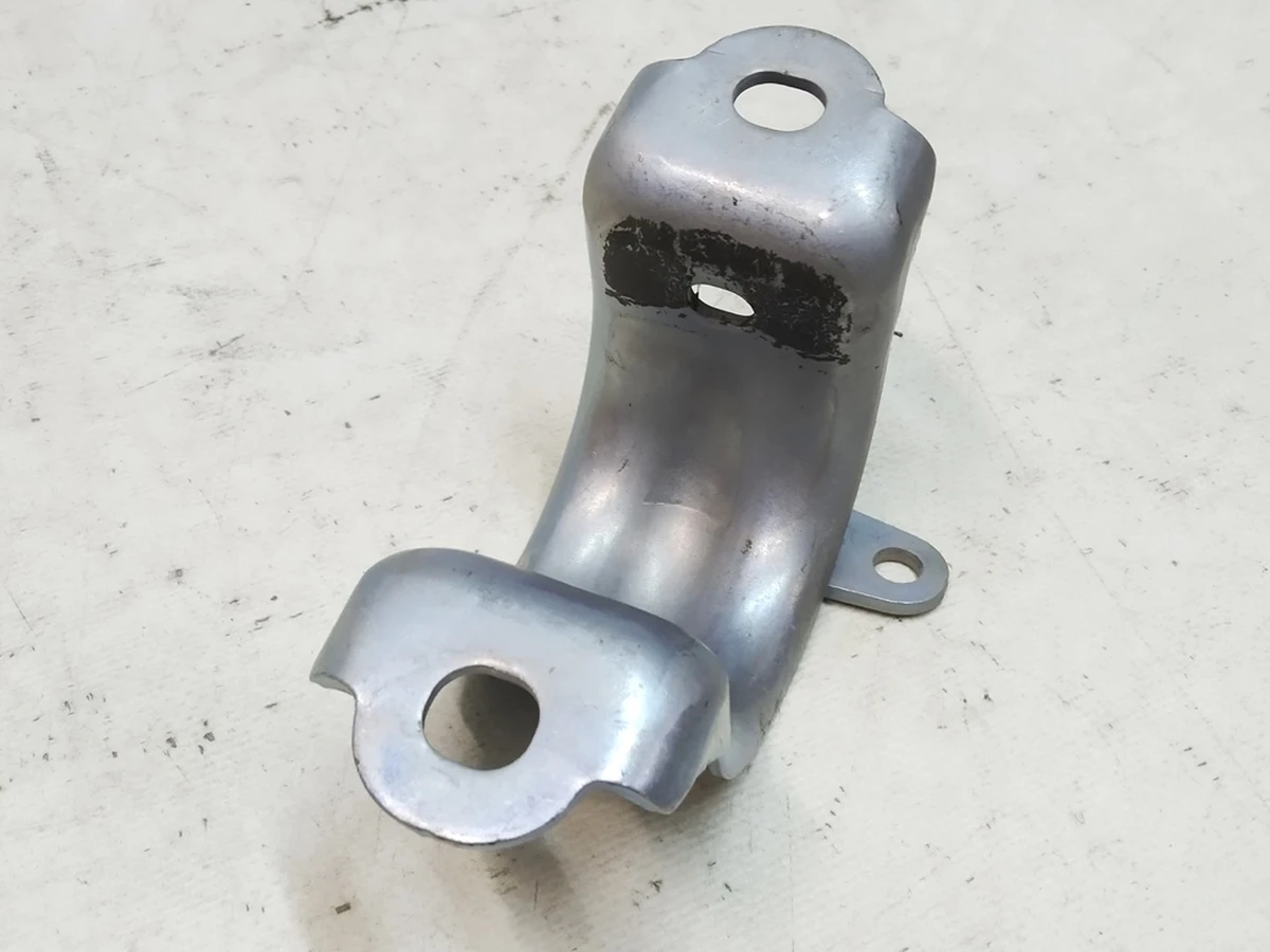 6 Кронштейн стабілізатора переднього лівий 28мм Tesla Model 3, Model Y 1188383-00-A