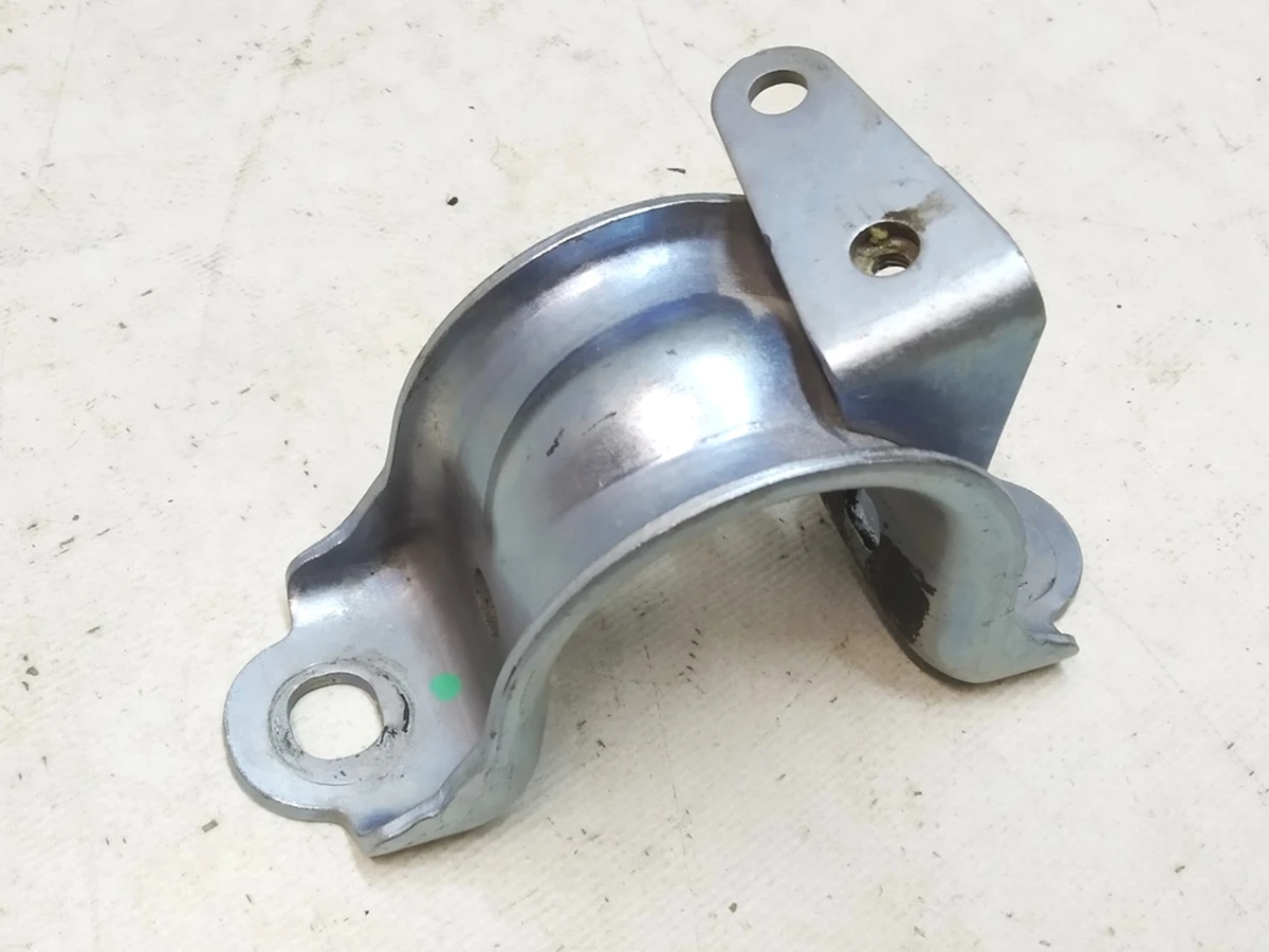 6 Кронштейн стабілізатора переднього лівий 28мм Tesla Model 3, Model Y 1188383-00-A