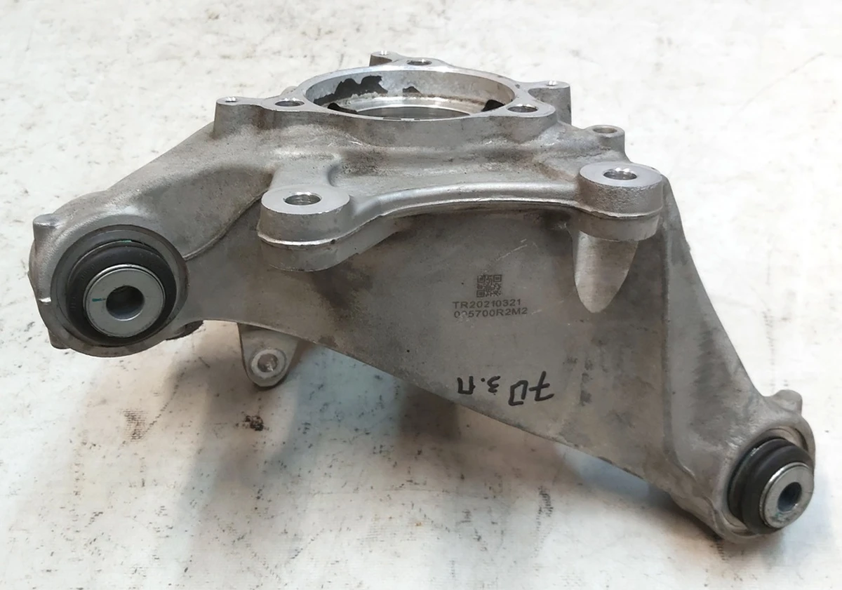 Кулак задній правий (цапфа) Tesla model Y 1188416-00-F