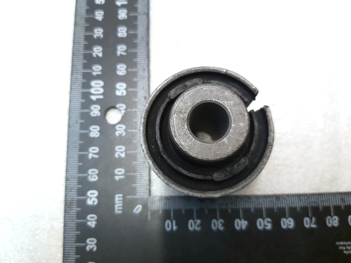 Сайлентблок заднього кулака (цапфи) d44(25)mm h48(26)mm (1044441-00-F) Tesla model 3, model Y 1188435-00-A