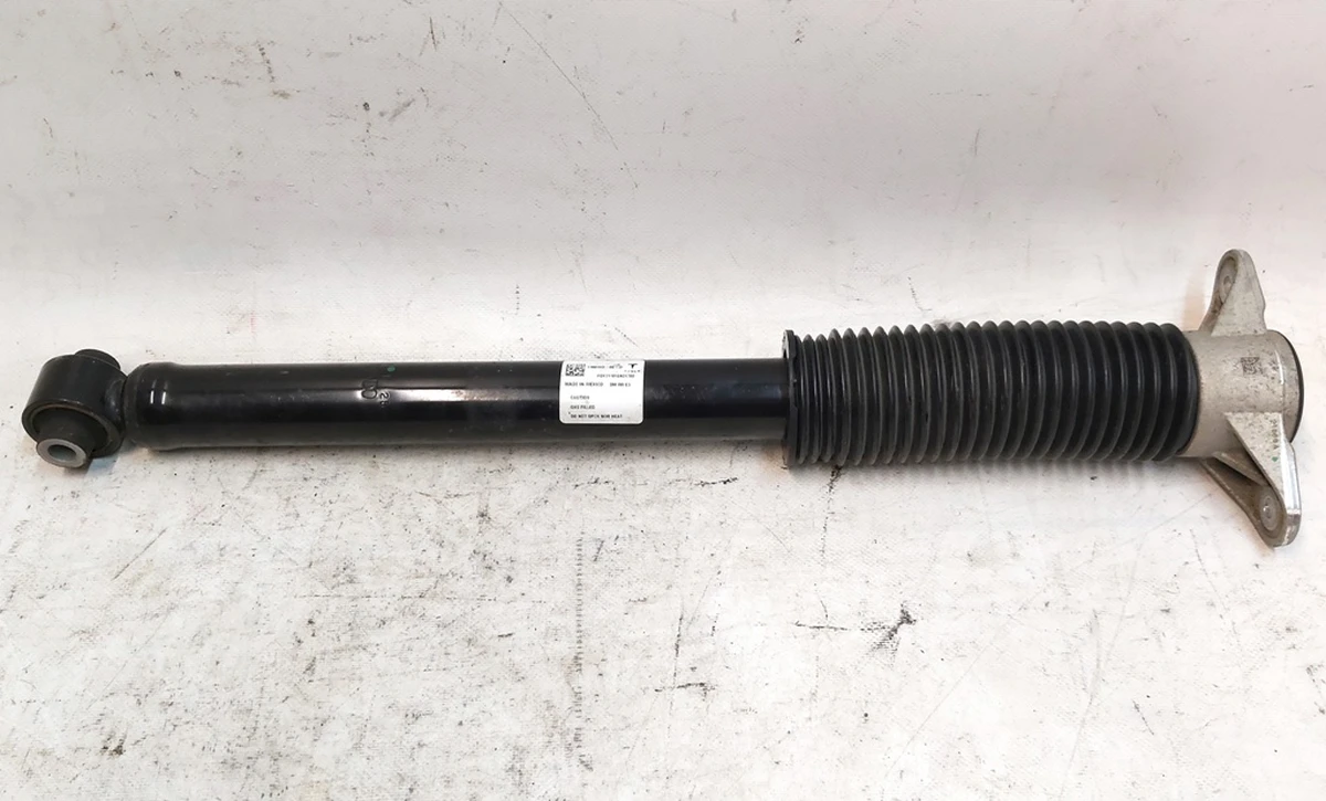 1 Амортизатор задній E3 AWD Tesla Model Y 1188463-00-D