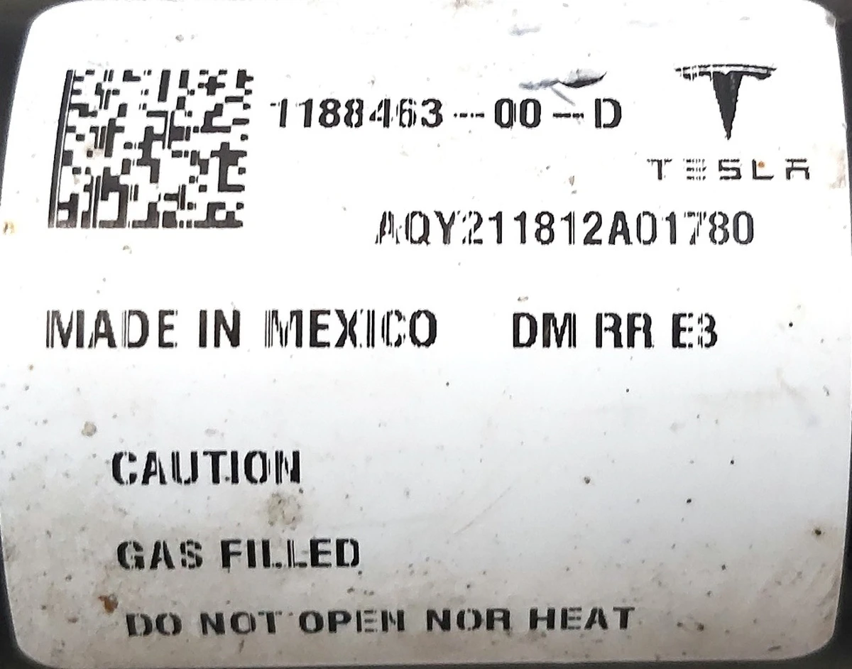 1 Амортизатор задній E3 AWD Tesla Model Y 1188463-00-D