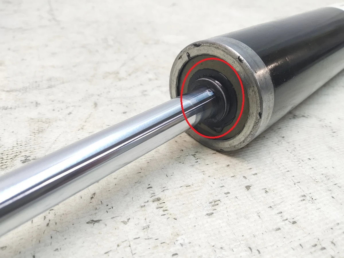 1 Корпус амортизатора зі штоком DM PERFORMANCE задній Tesla Model Y 1188465-00-E