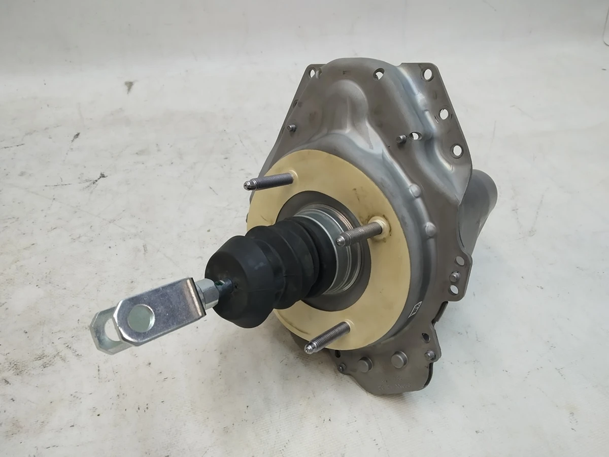 1 Усилитель электромеханический тормозов БУСТЕР без мотора и платы упраления с повреждением Tesla model Y 1188671-00-A