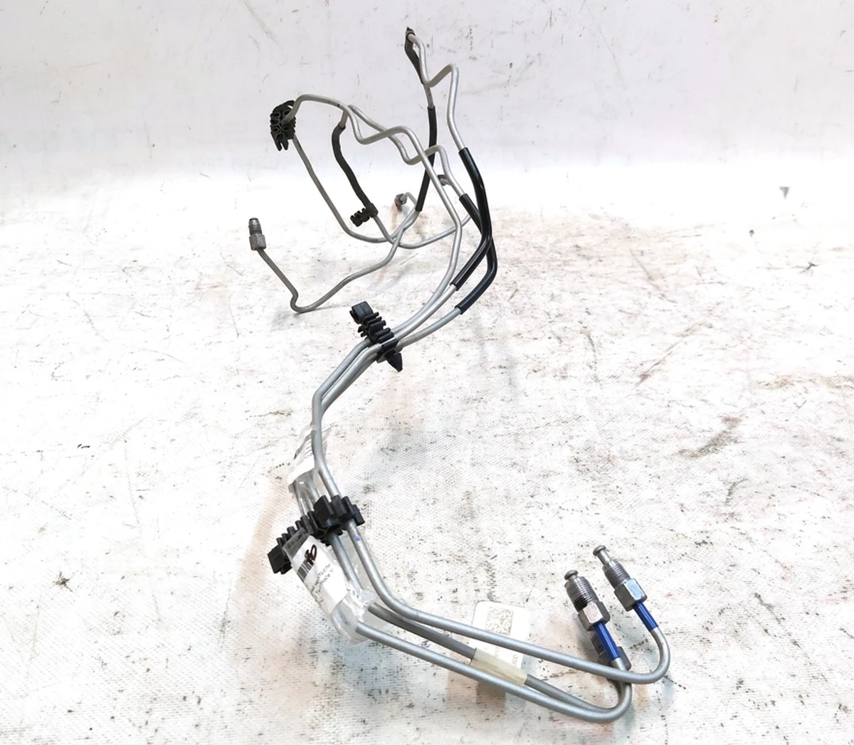 4 PIPE , FR 3-TUBE BRAKE LINES (3 pieces with damage) without long Tesla mode Y 1188712-00-C