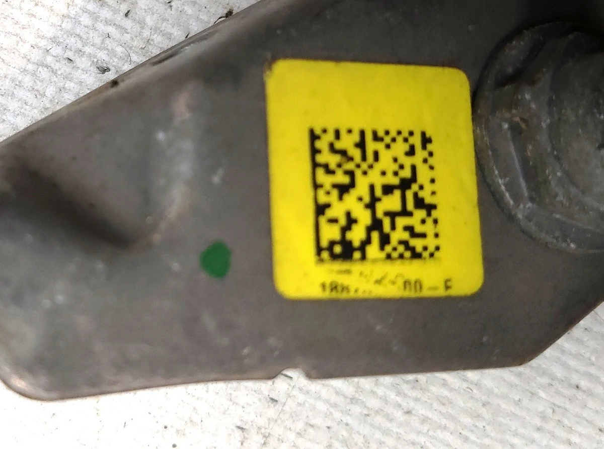 HOSE ASSY,RR BRAKE RH Tesla model Y 1188732-00-D