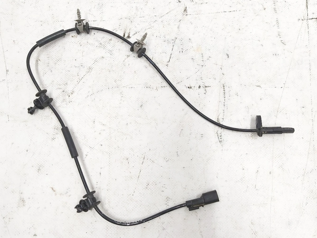 1 Front wheel speed sensor Tesla Model 3, Model 3 Jan 2024, Model Y 1044761-00-D