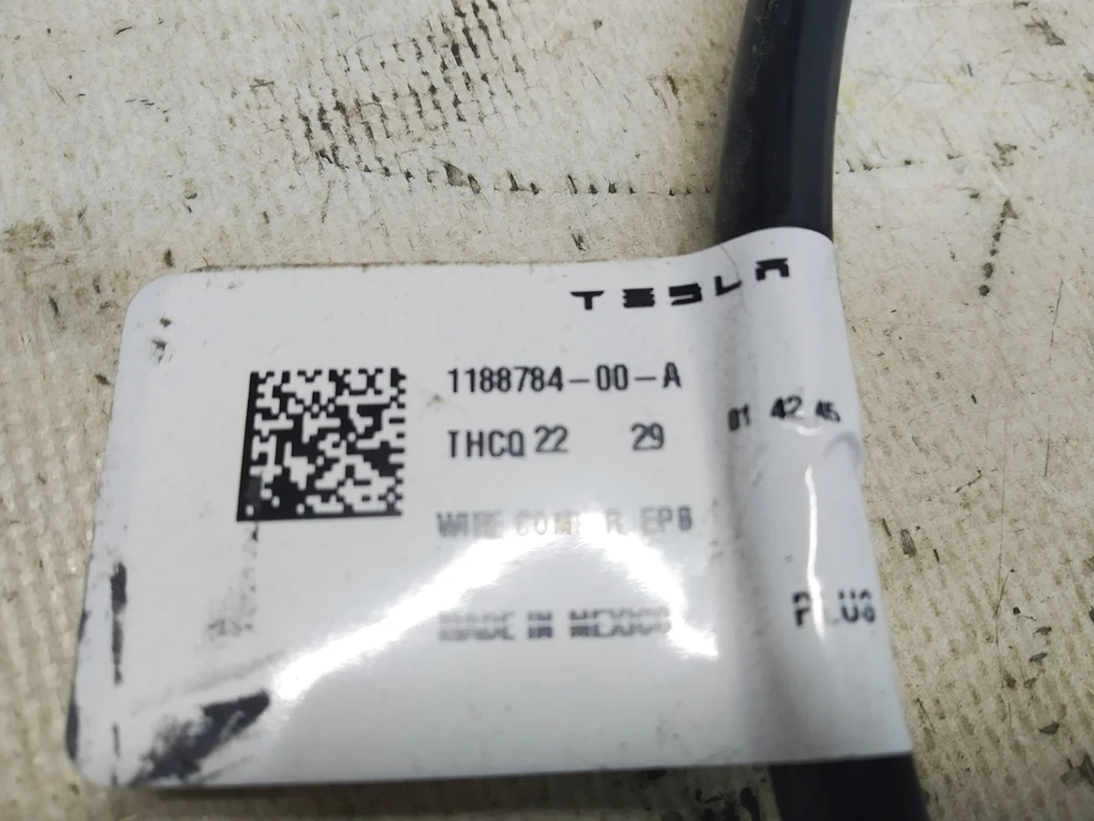 6 Кабель суппорта тормознй системы PLUS задний правый Tesla model Y 1188784-00-A