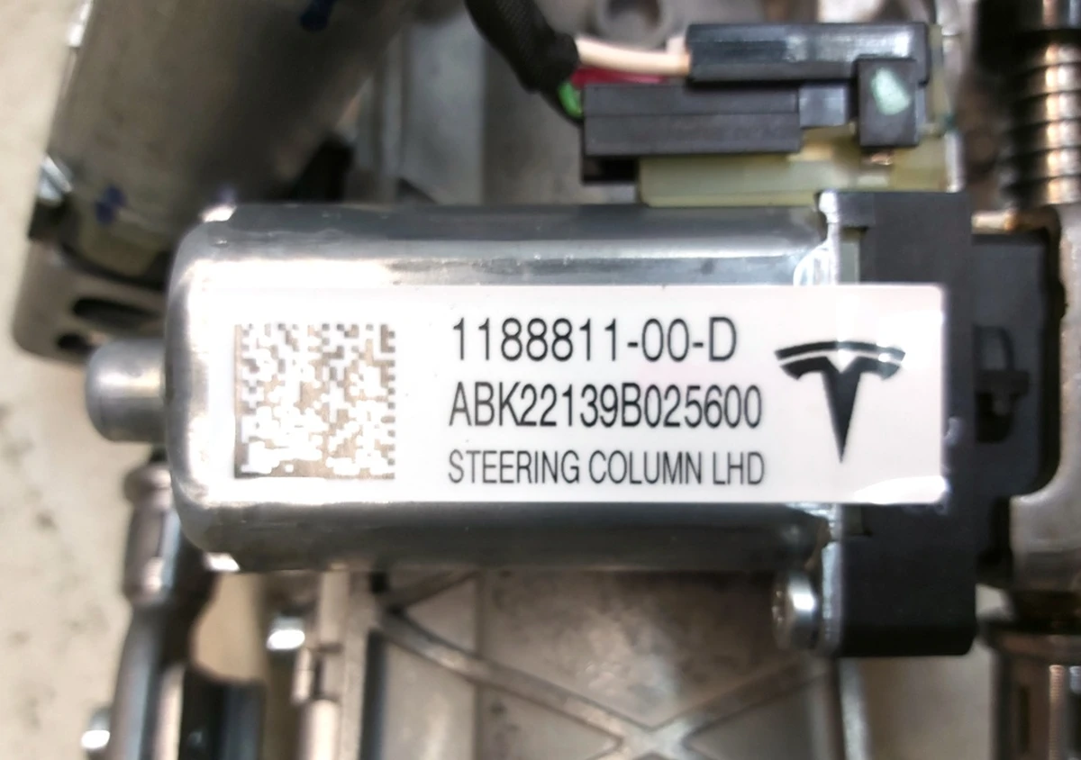 2 ELECTRIC STEERING COLUMN, LHD Tesla model Y 1188811-00-D