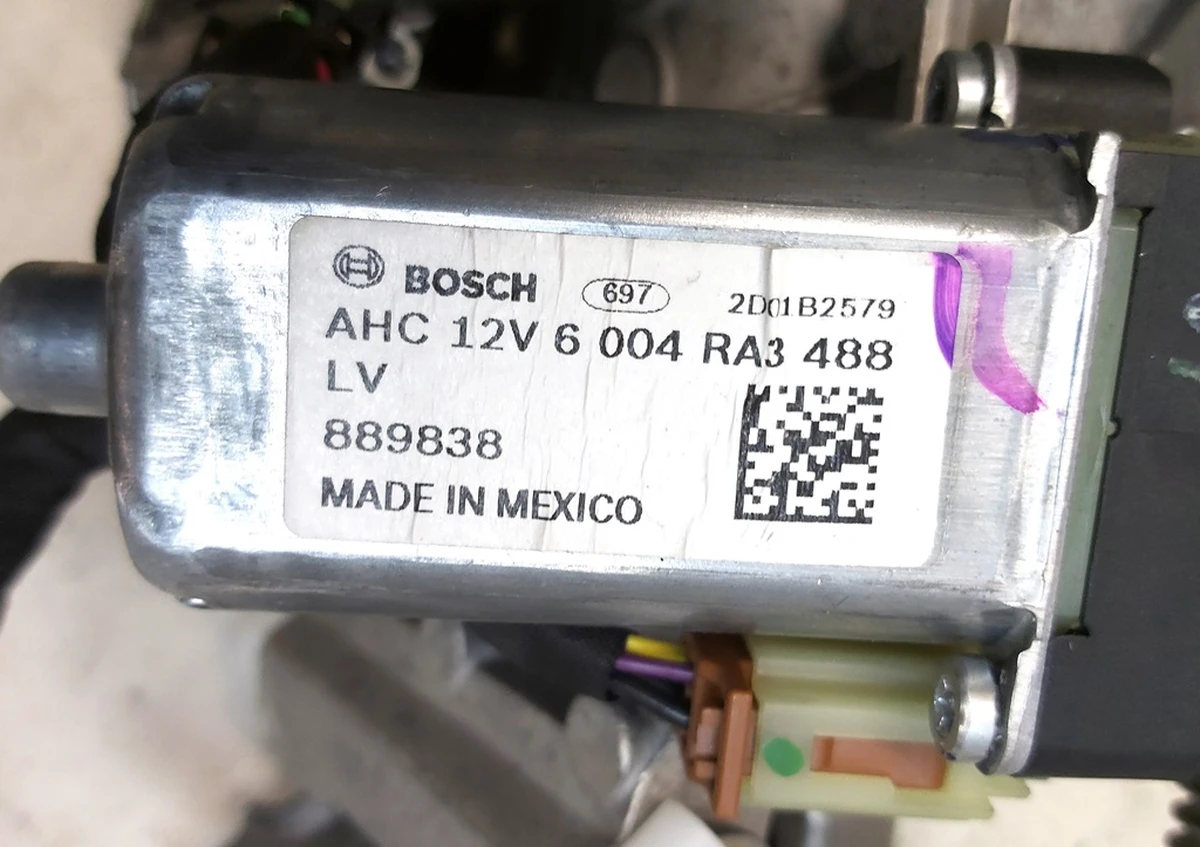 2 ELECTRIC STEERING COLUMN, LHD Tesla model Y 1188811-00-D