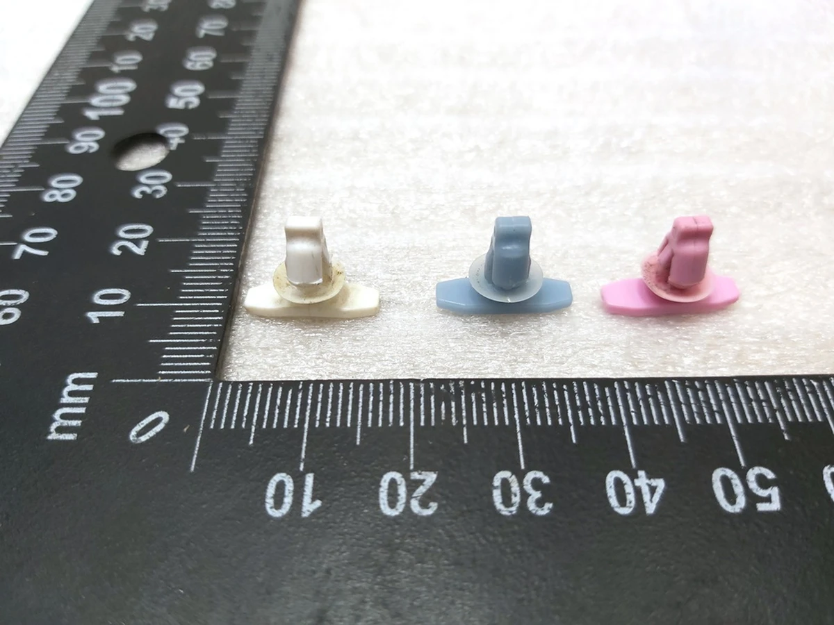 Door Seal Clip Front Rear Left Right Tesla model S, model S REST 11:70 MS