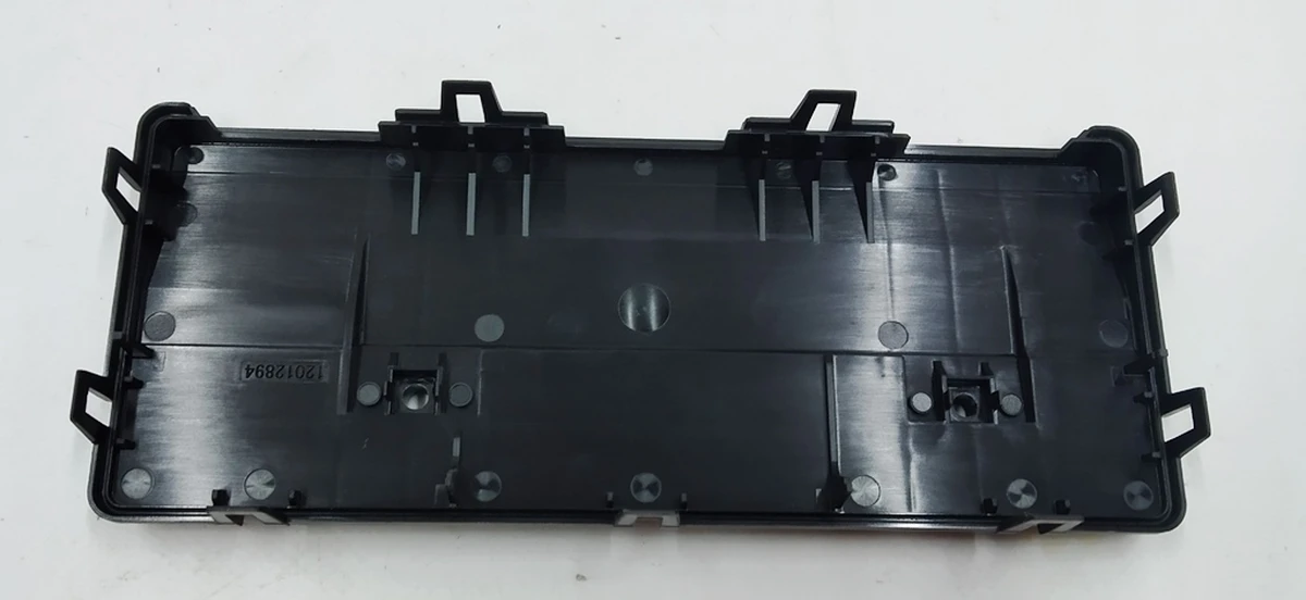 8 Кронштейн крепления блока управления водительского/пассажирского сиденья Tesla model X, model S REST 1072740-00-A