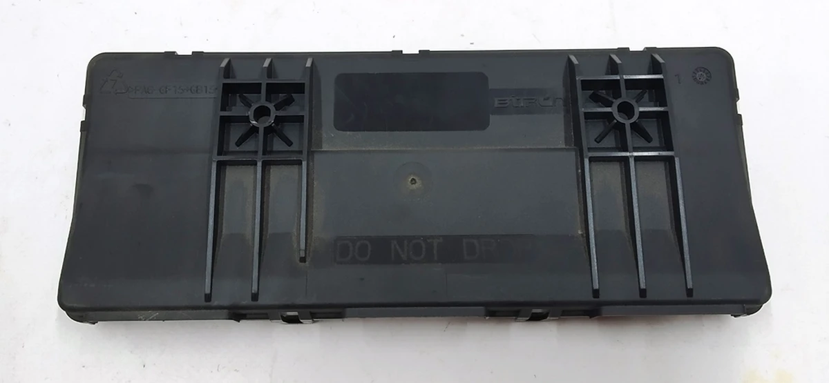 8 Кронштейн крепления блока управления водительского/пассажирского сиденья Tesla model X, model S REST 1072740-00-A