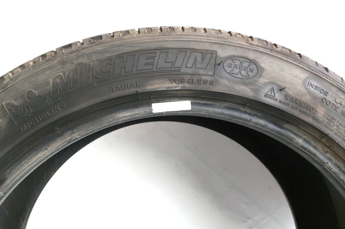1 235/45R18 98W A/S MICHELIN TIRE PRIMACY MXM4 T1 3,00 mm data29/21 Tesla model 3 1234215-00-A