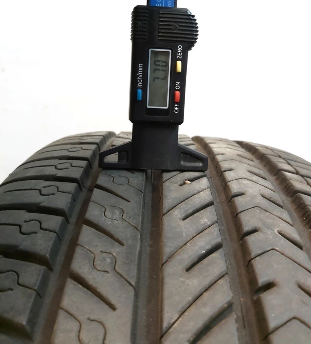 1 TIRE, 235/45R18 98Y SUMMER, MICHELIN PS4 T0 (7.70mm) Tesla model 3 1234251-00-A