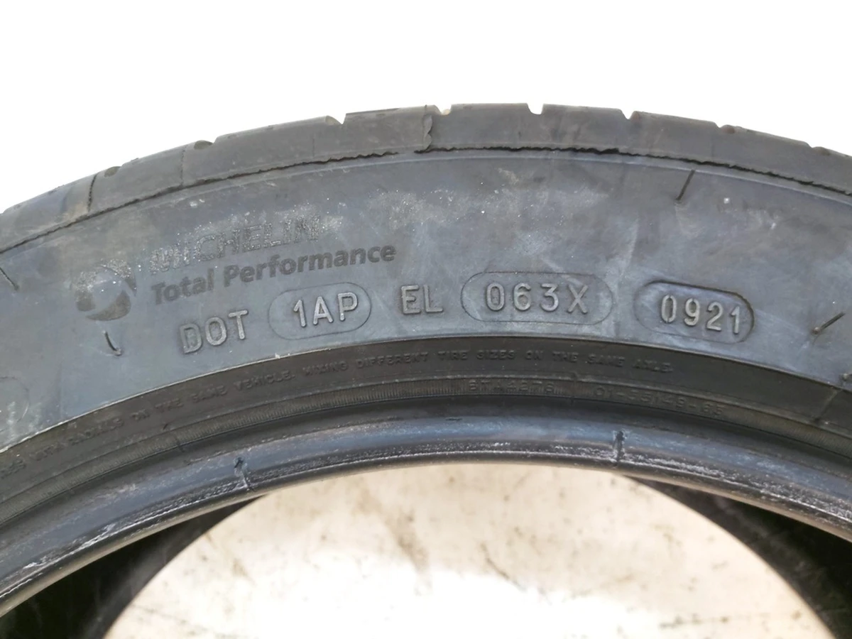 1 TIRE, 235/45R18 98Y SUMMER, MICHELIN PS4 T0 (7.70mm) Tesla model 3 1234251-00-A